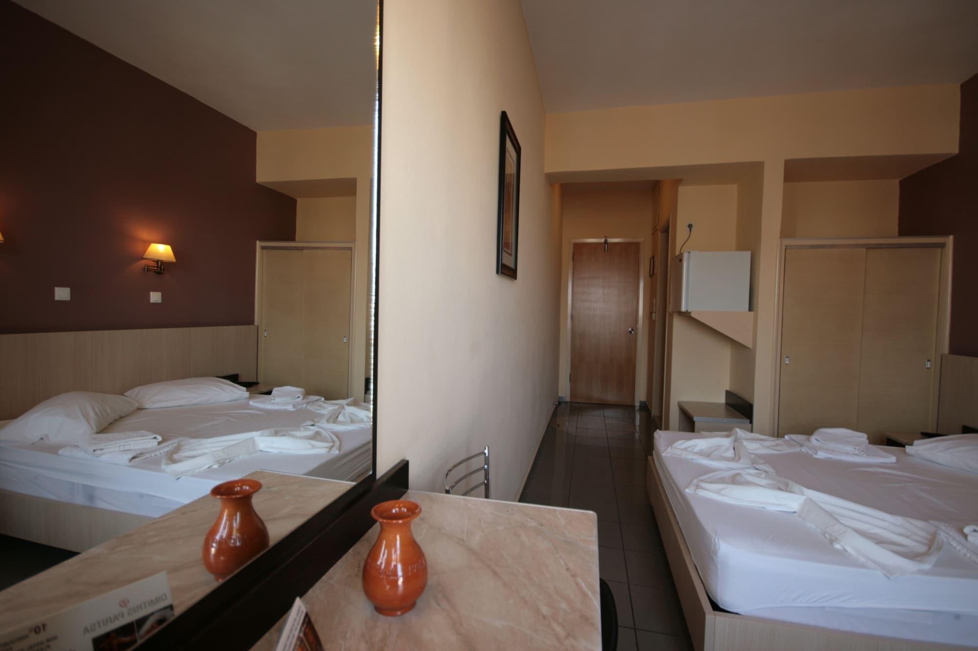 Dimitris Paritsa Hotel คอสทาวน์ ภายนอก รูปภาพ