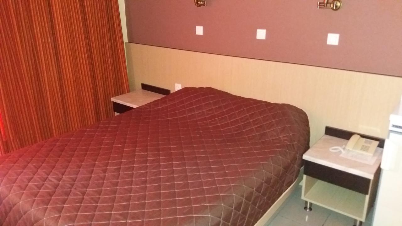 Dimitris Paritsa Hotel คอสทาวน์ ภายนอก รูปภาพ